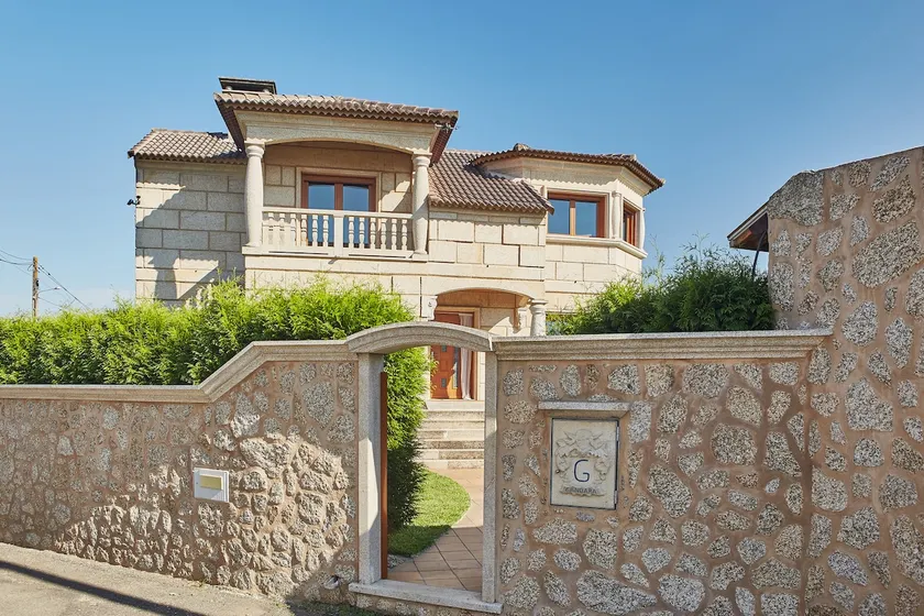 Gandara chalet - Image 1