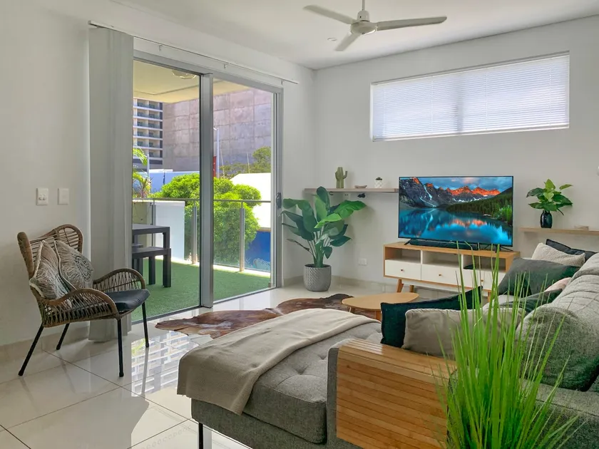 Darwin City Chic Apartment - Image 1