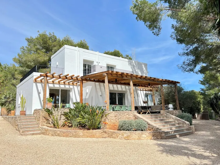FAMILY VILLA ROBLES + pool close to St Gertrudis - Image 1