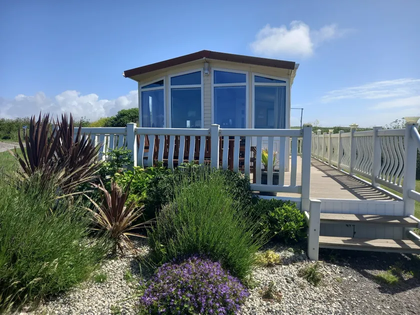 Bay View - fantastic views of Whitsand Bay - Image 1