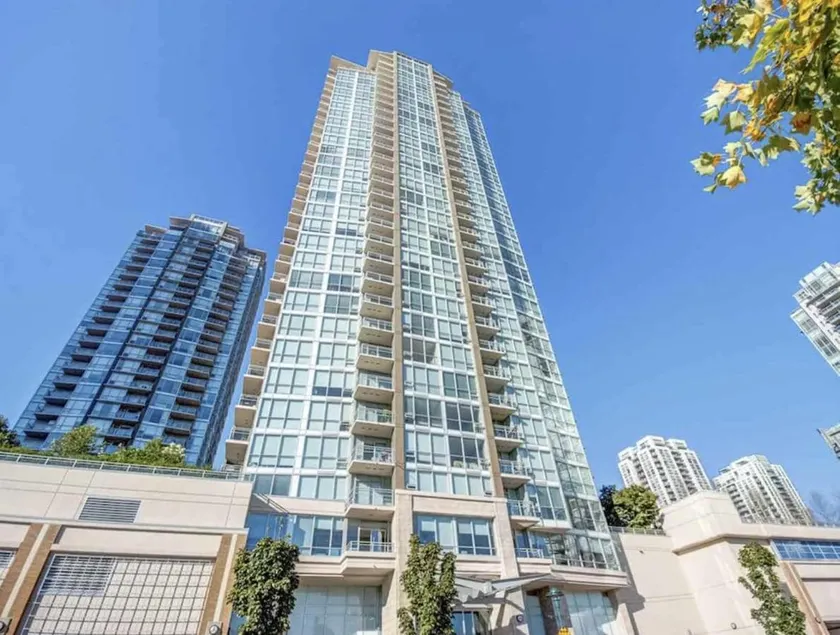 Spacious 1BDR in CoquitlamCenter - Image 1