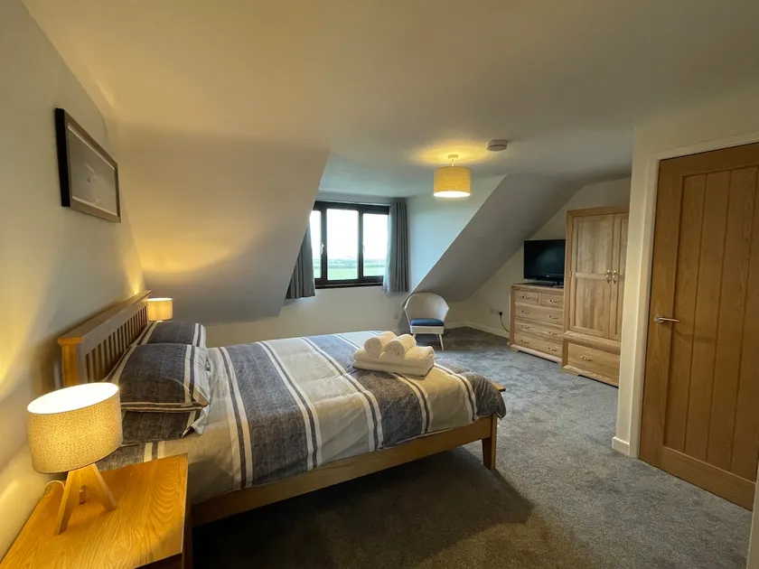 Cornish Holiday Home In Tintagel with views to the sea, parking and Wi-Fi - Image 1