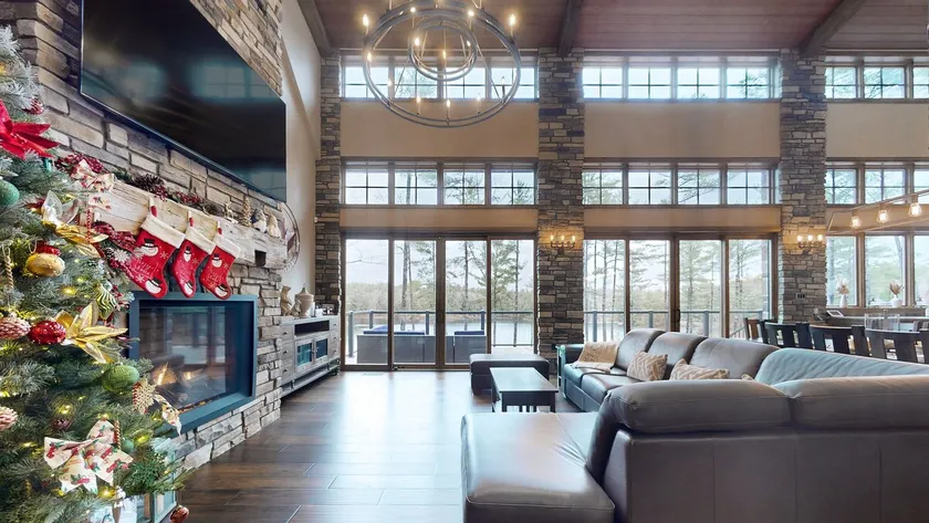 Luxury Waterfront Cottage 6 bedrooms/Sauna/Fishing - Image 1