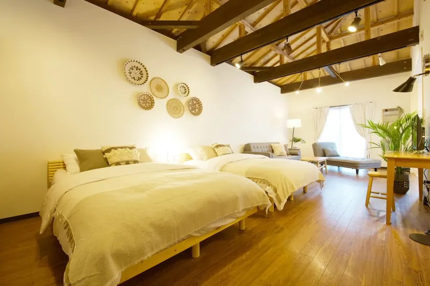 Open studio Townhouse + 2 free Car parking + WiFi - Image 1
