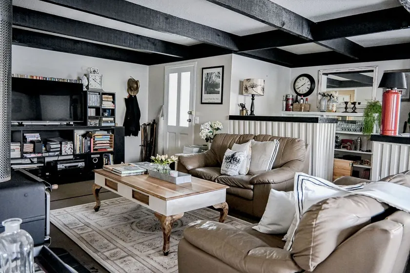 Halls Eclectic Hideaway Bowral - Image 1
