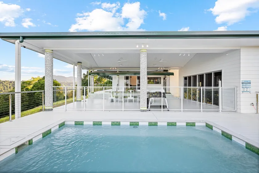 Spearmint House - Art Deco Gem in Misty Mountains - Image 1