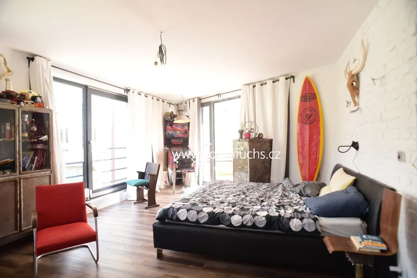 Apartment Big Windows - Image 1