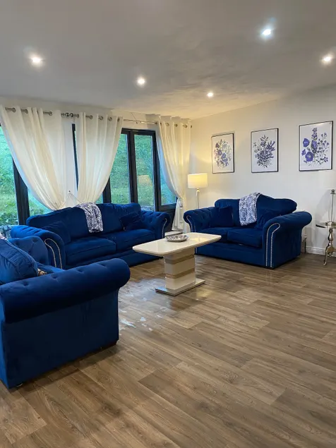Foynes Lodge - Image 1