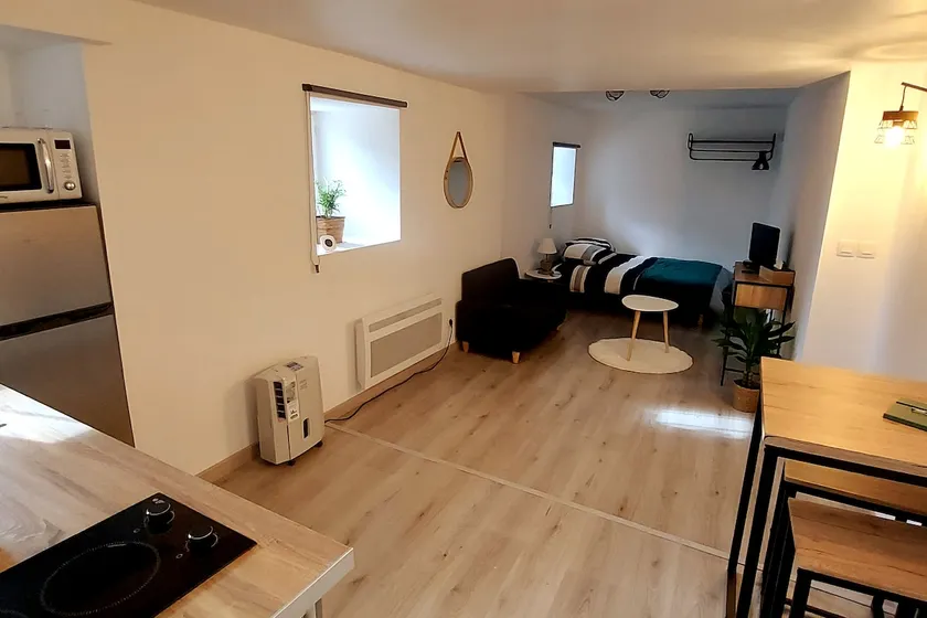 Studio for rent 2 people - Image 1