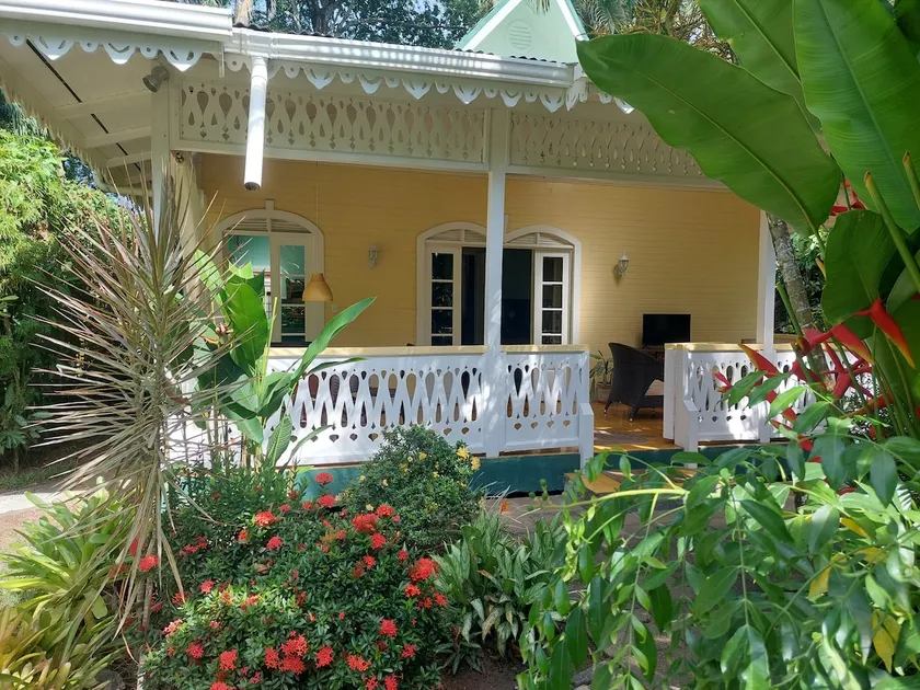 Playa Negra Guesthouse - Image 1