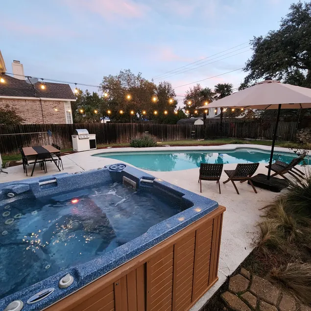 (Midterm) 5BD 3BA - Pool•HotTub•Arcade•Theater - Image 1