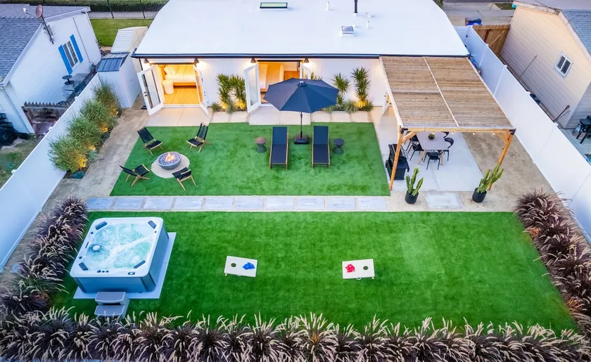 Coastal Modern -Amazing Views -3 min to the beach - Image 1