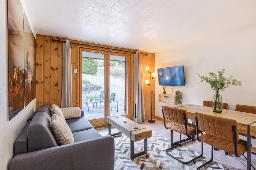 Cocon 1BR | Terrace | Comfort | Desk | Parking - Image 1