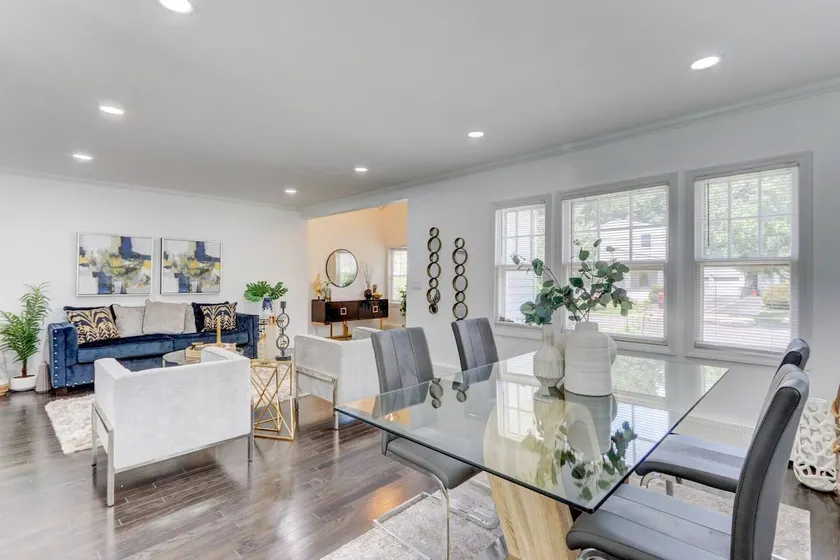Modern Updated 3Br 2 Bath Ranch - Image 1