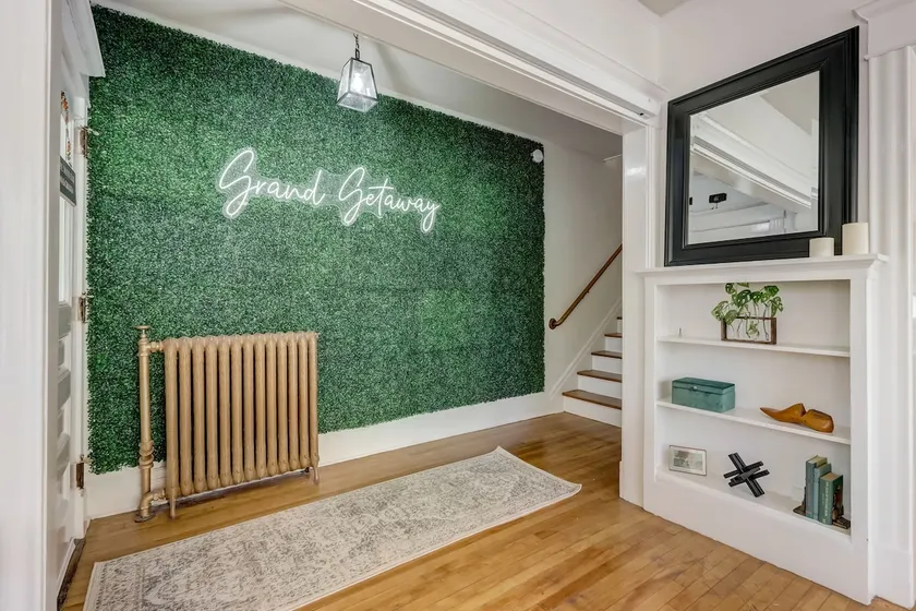 Grand Getaway - Image 1