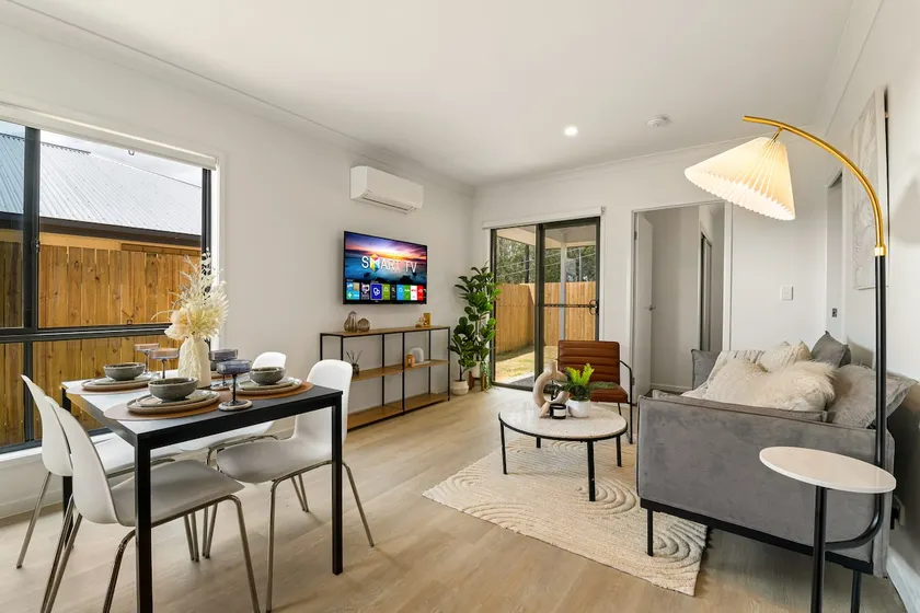 Cozy Home Mins from Grand Plaza Shopping & Dining - Image 1