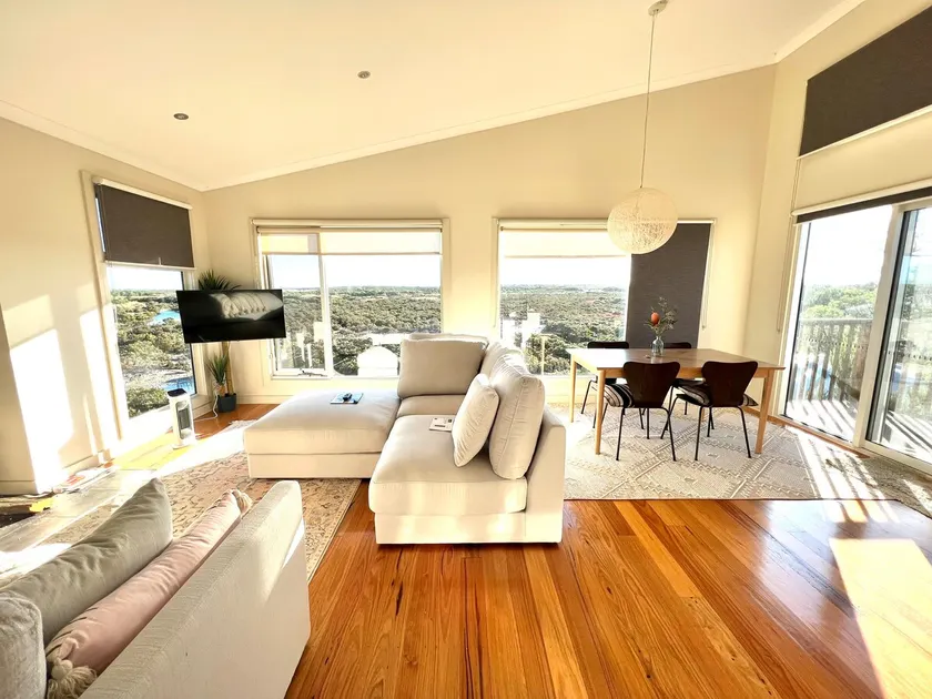 Serenity Awaits Modern Open Plan - Image 1