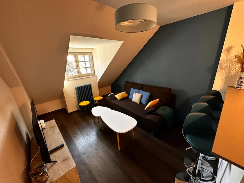 La Maison aux Volets Bleus 2ème Étage - Image 1