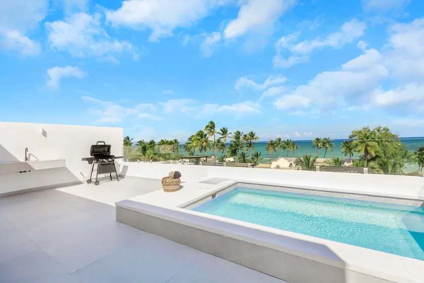 Lifestyle Ocean View PentHouse with private Pool - Image 1