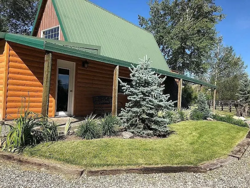 Creekside Cabin near Salmon ID - Image 1