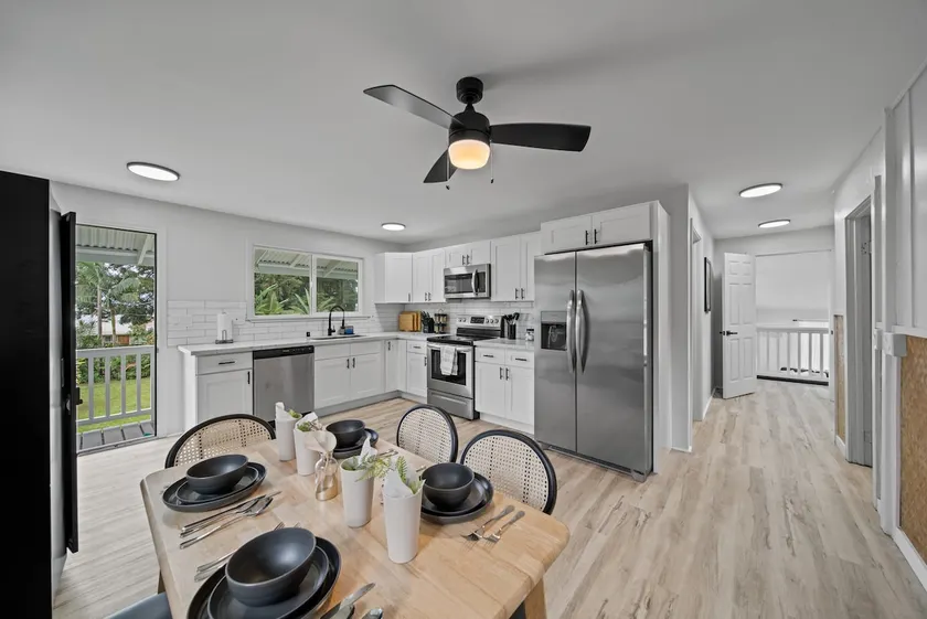 Escape to Nature Home, Walkable to Downtown Hilo - Image 1