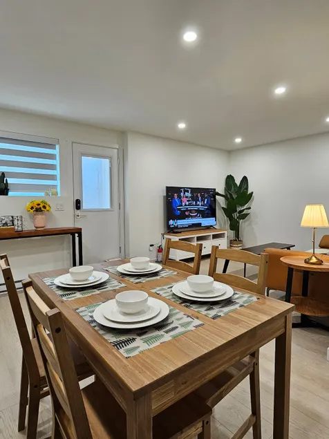 2BR Spacious Quiet Family Suite | Walk to LEC - Image 1