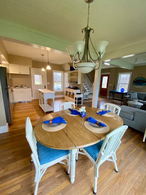 Beach House - On Lake Time Suite - Image 1