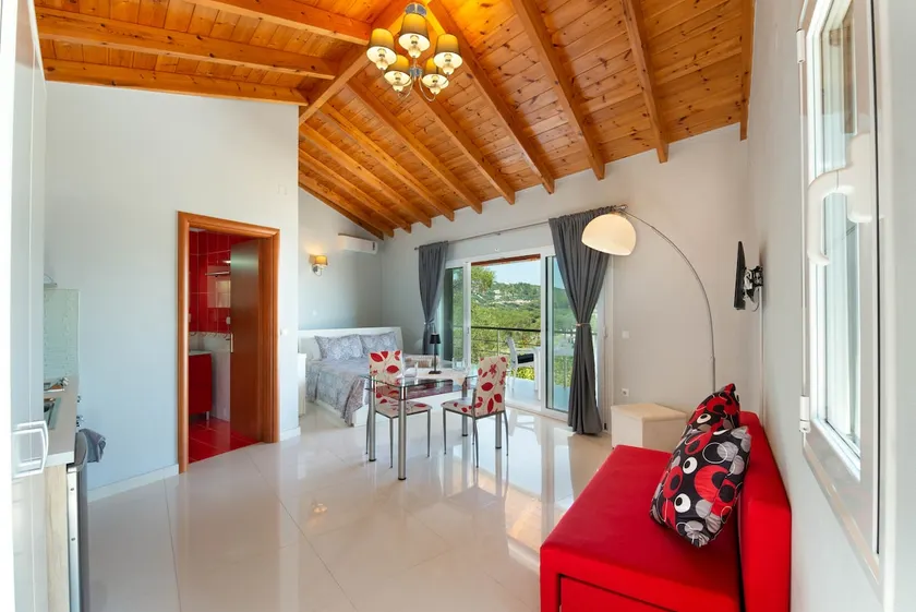 Romantic Suite & Endless Views: La Maisonnette - Image 1