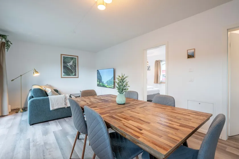 Modern apartment with parking space 2 - Image 1