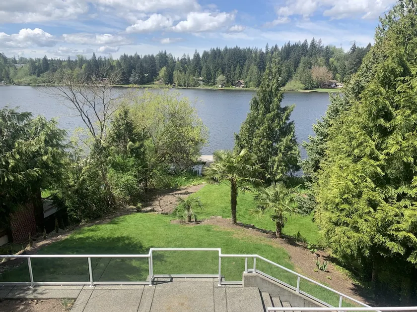 Charming lakefront entire 1BR/1BA suite/apartment - Image 1