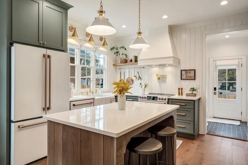 HGTV Inspired Cozy Retreat! - Image 1