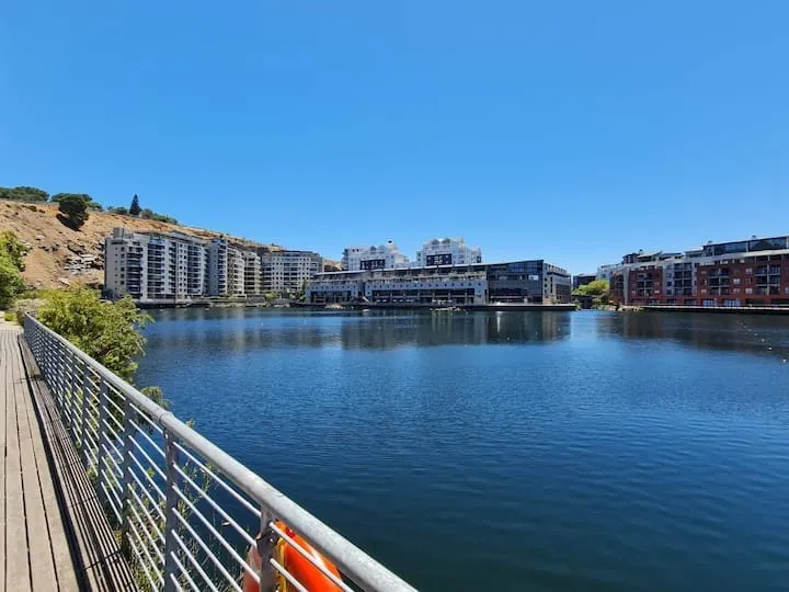 2 bedroom apt Tygerwaterfront - Image 1