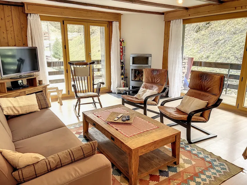 La Tzoumaz - Centered for 6ppl - Image 1