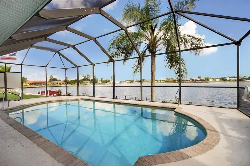 Cape Oasis 3/2 Remodeled pool home with spa - Image 1