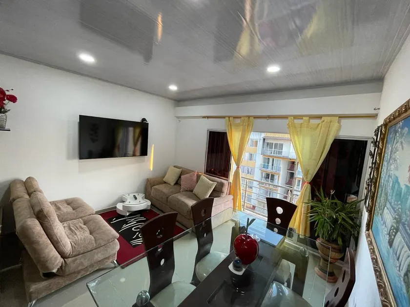 Apartment with a pool in Yopal - Image 1