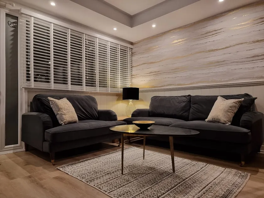Luxurious Self Catering - Image 1