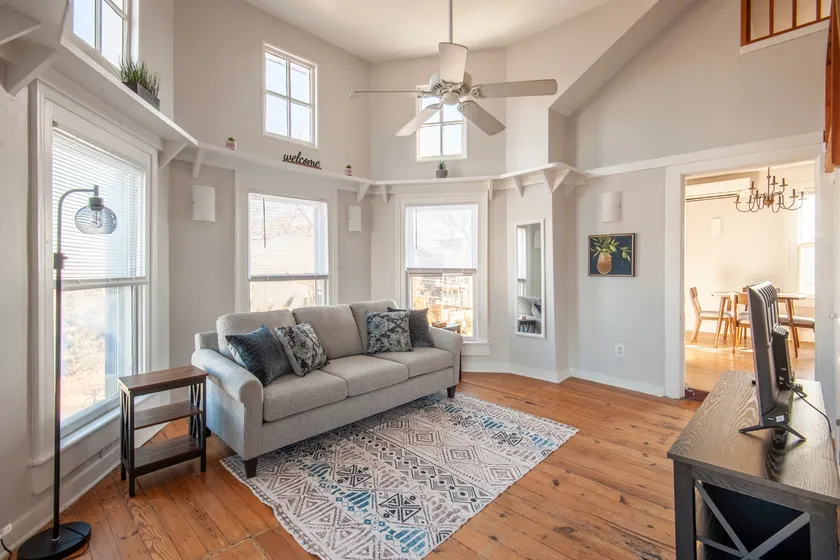 Apt 3 in Historical Building w/ Mountain Views - Image 1