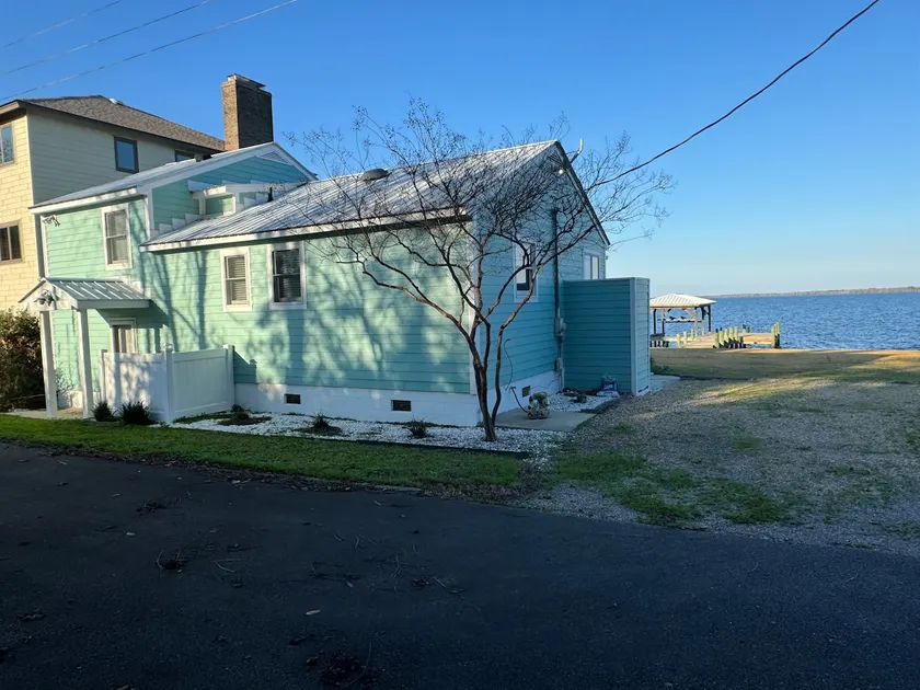 The River House - Image 1