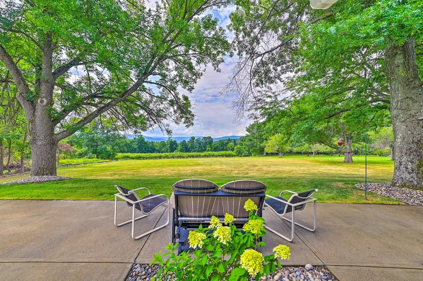 Terrace Mountain Orchard House - Image 1