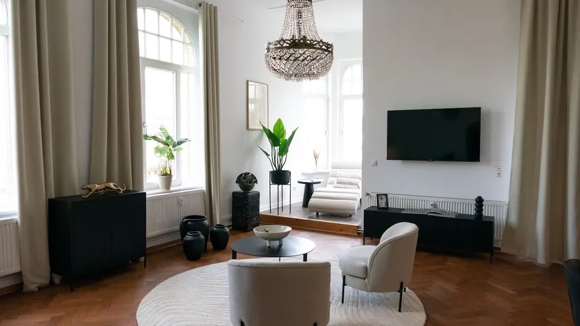 Lio Suite Design Apartment Balkon Netflix Parken - Image 1