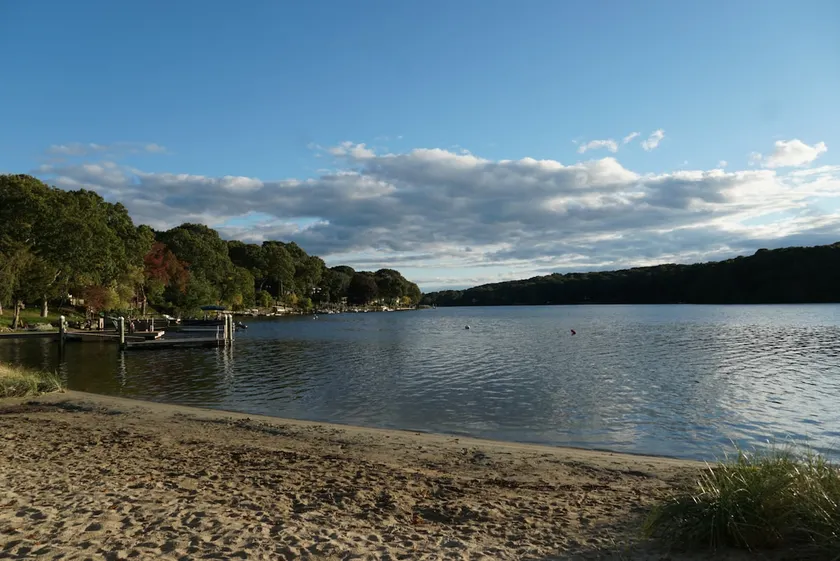 7 Bed in Narragansett - walk to private beach - Image 1