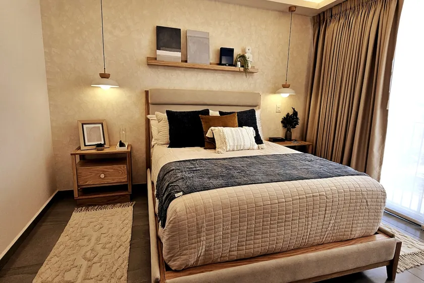 A warm apartment overlooking the lagoon. - Image 1