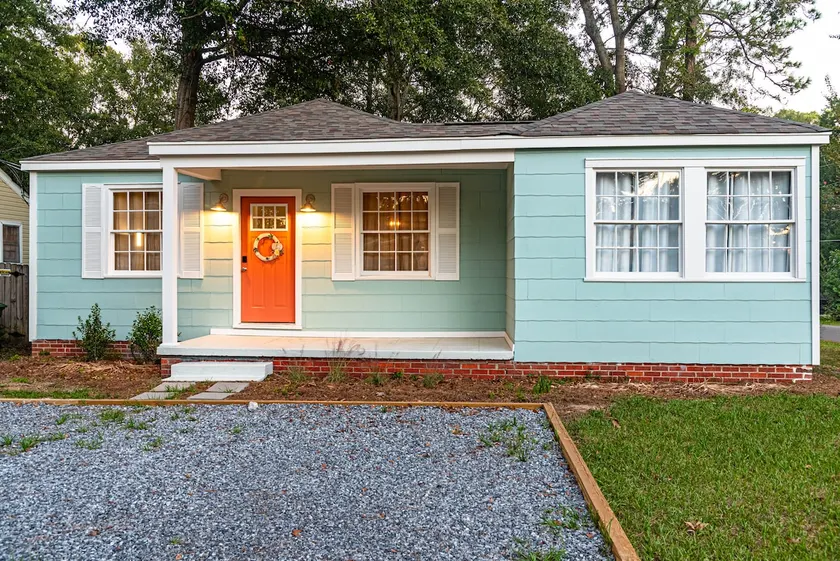 Charming Cottage Retreat - 0.5 miles from USM! - Image 1