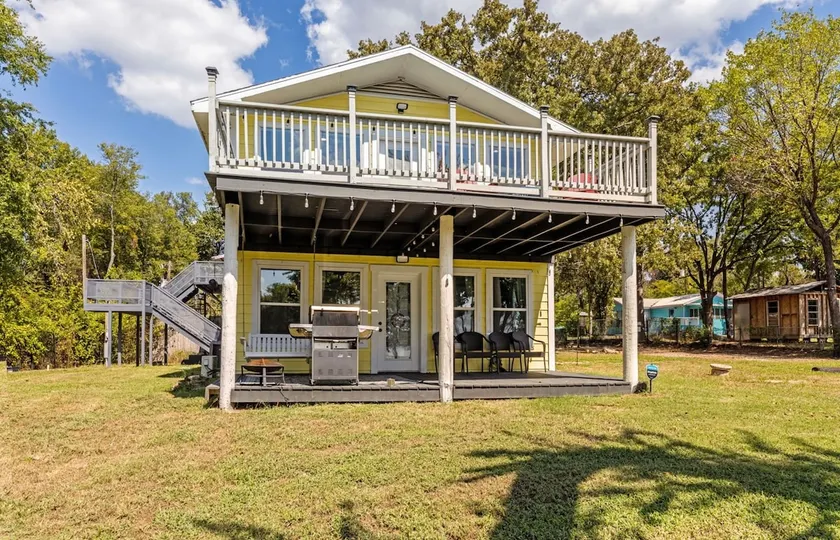 2 Lakefront Luxury Homes, Private Dock & Firepit - Image 1