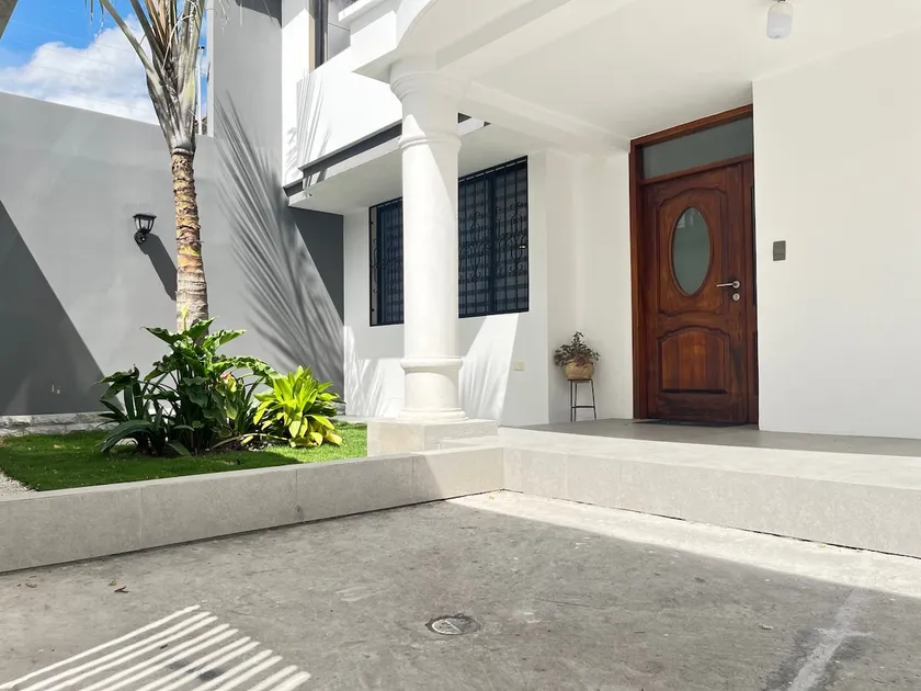 Los Sauces Suites Elegance and Comfort - Image 1