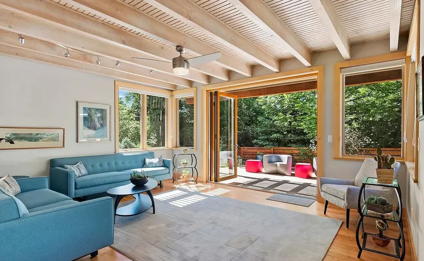 Luxury Custom Home/New Superhost listing - Image 1