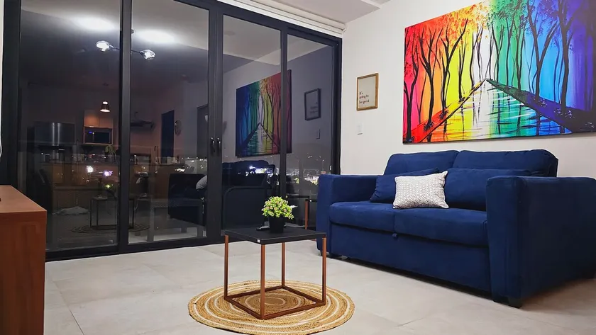 Equipped Apartment-QueenBed-Wifi-Gym-WorkCube - Image 1
