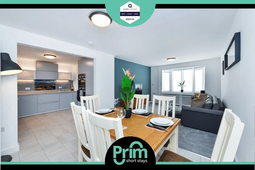 4Bed House Near Nottingham - Image 1