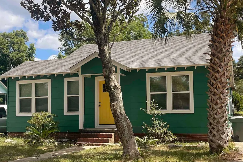 Beautiful cottage by beach/golf - Pets ok w/ fee! - Image 1