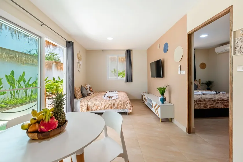 2bedroom villa connecting door - Image 1